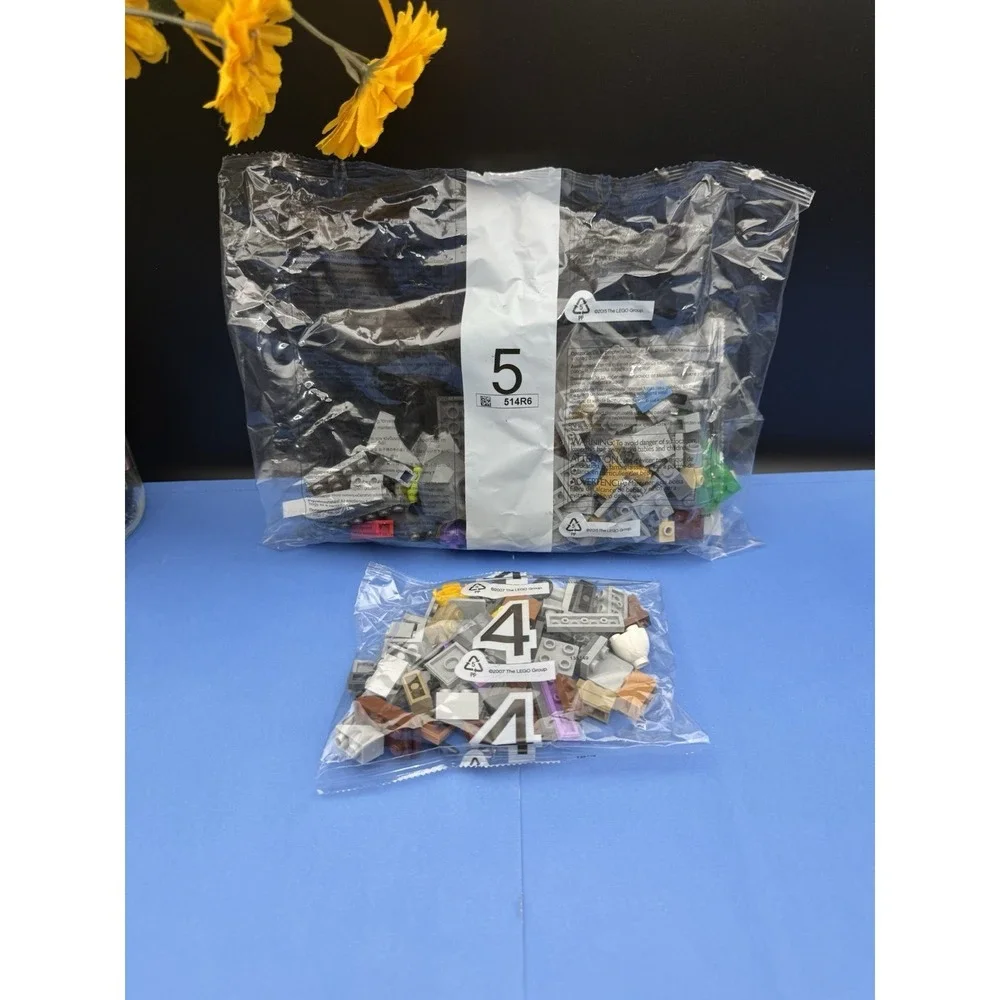 LEGO 75826 Angry Birds Movie King Pig's Castle Retired w/Box – Read Description